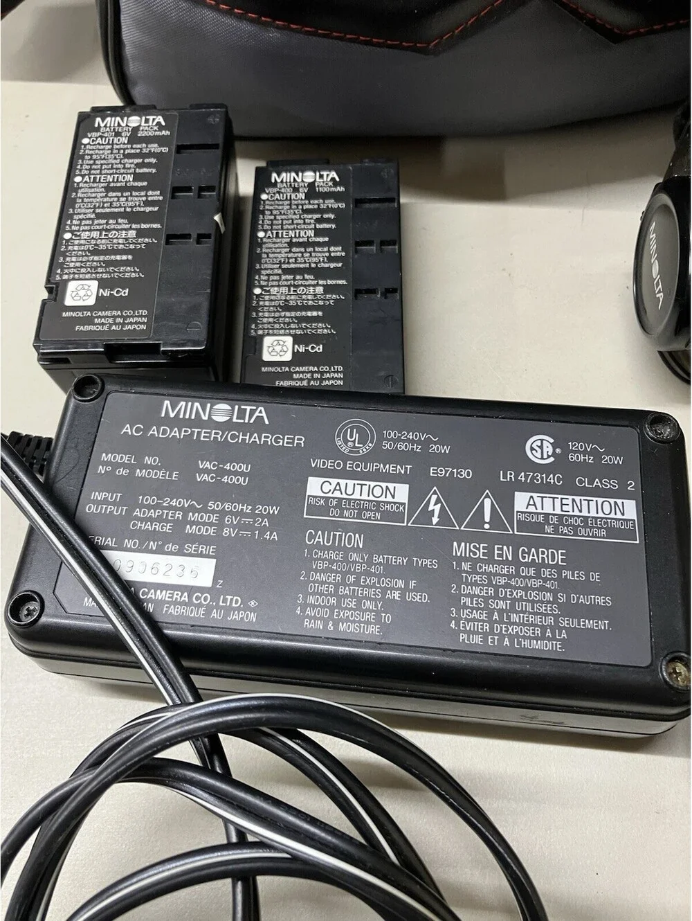 Minolta Master 8-418 Video Camcorder With Bag, Batteries, & Cords Parts & Repair